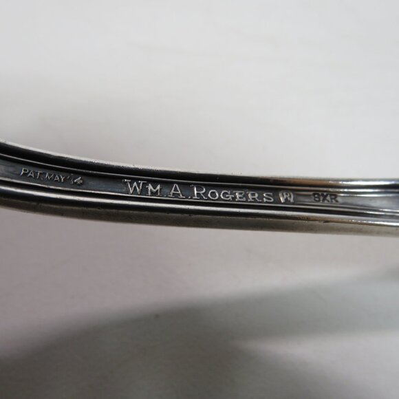 Wm. A. Rogers Bon Bon Spoon Pierced Cut OLD SOUTH or Magnolia Silver Plate - Picture 10 of 13